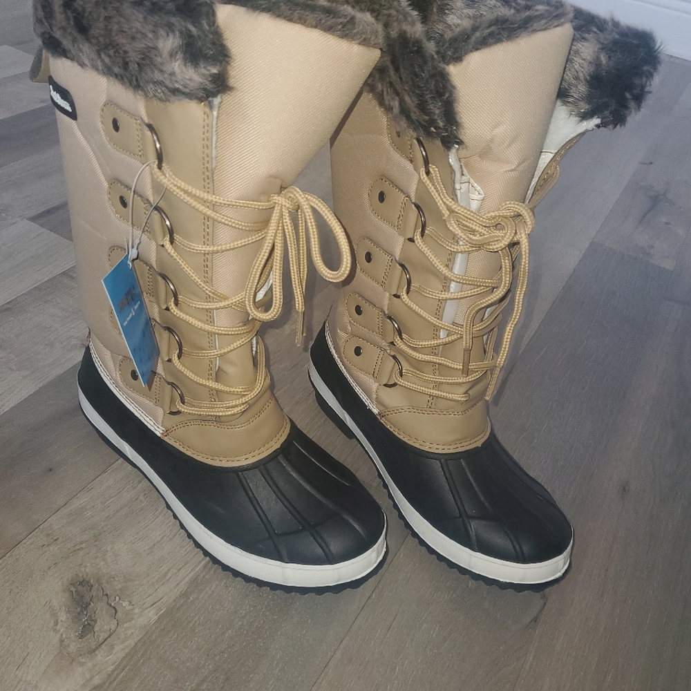 Women's winter boots size 5
